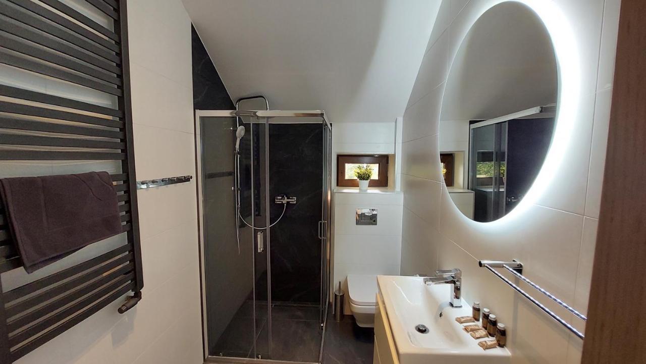 Apartamenty Starowiejska 39, Ryczow - 10Km Od Zator Energylandia Ngoại thất bức ảnh