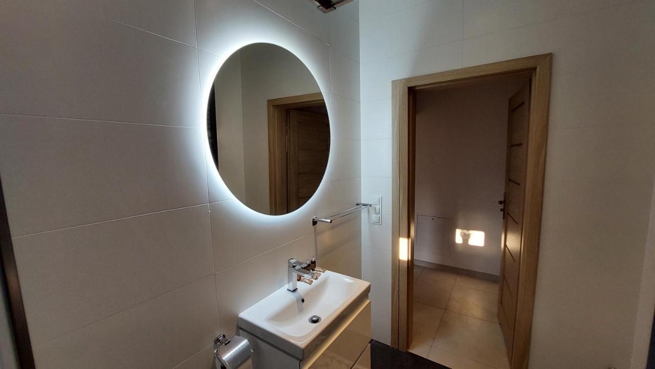 Apartamenty Starowiejska 39, Ryczow - 10Km Od Zator Energylandia Ngoại thất bức ảnh