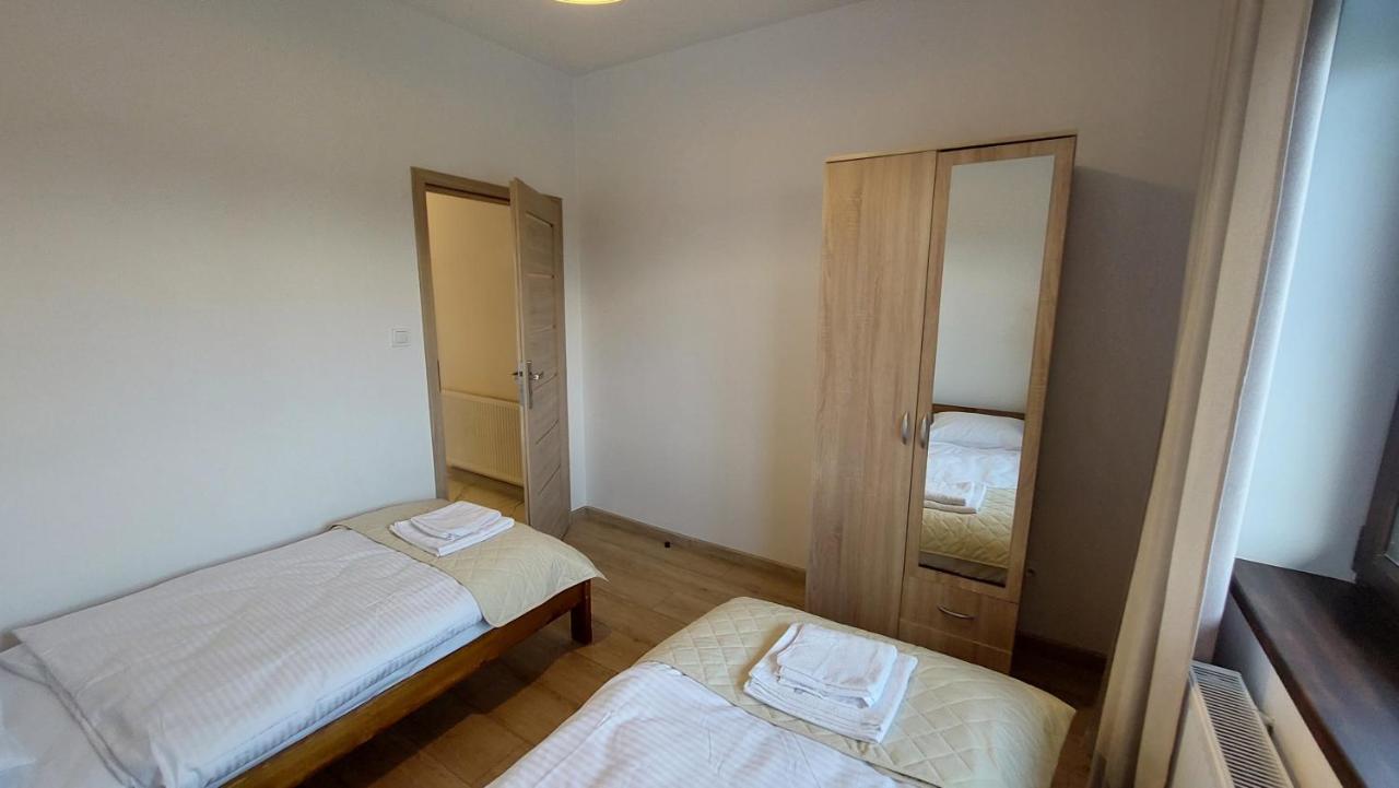 Apartamenty Starowiejska 39, Ryczow - 10Km Od Zator Energylandia Ngoại thất bức ảnh
